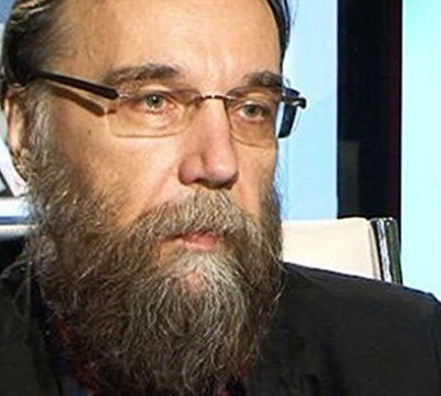 Огледало српско Дугину